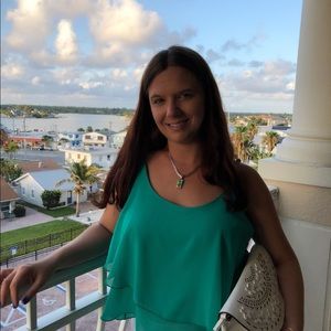 Meet your Posher, Ashley